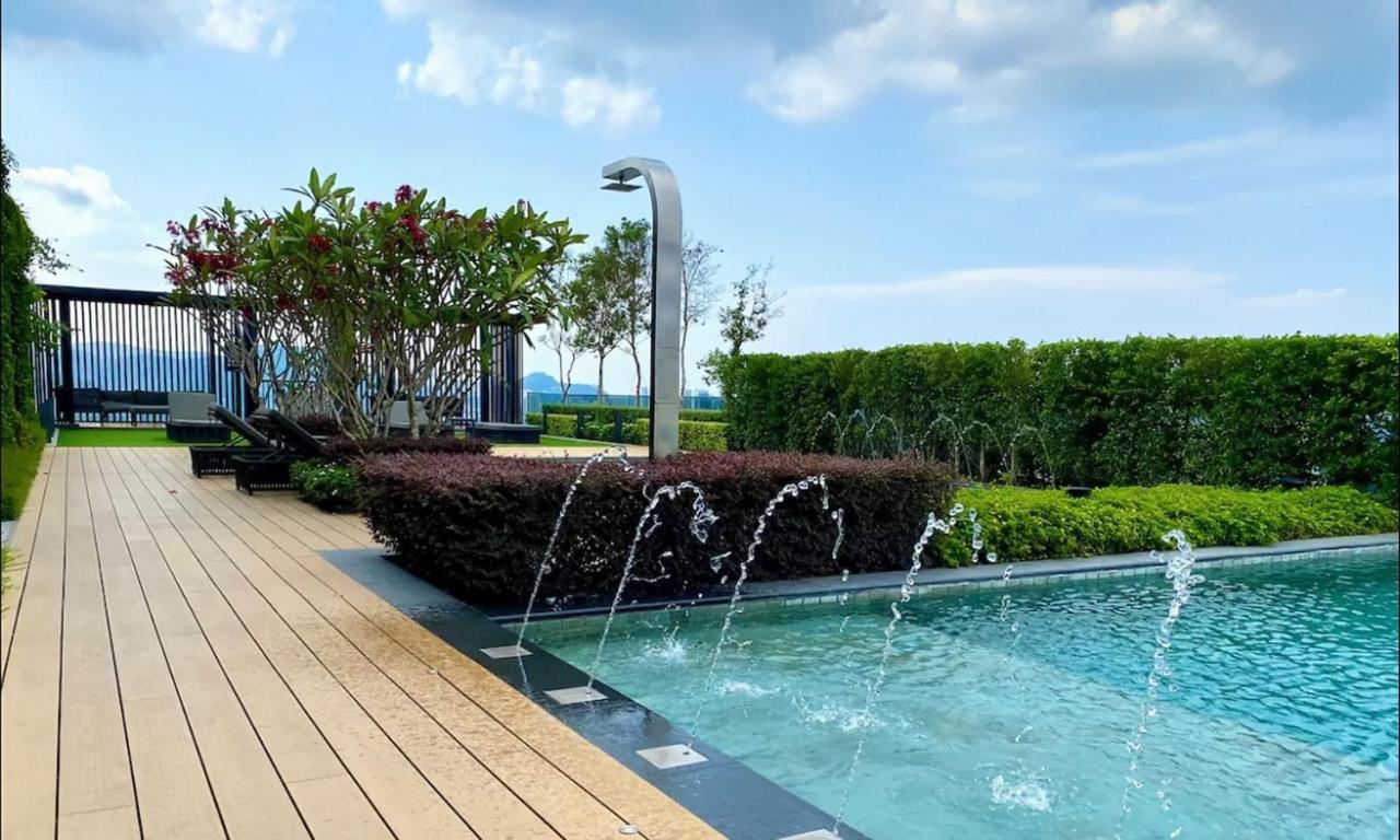 Skypool With Seaview 8Pax Beacon Executive Suites - Georgetown City Centre - 3Km To Komtar 외부 사진