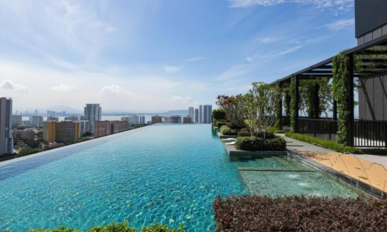 Skypool With Seaview 8Pax Beacon Executive Suites - Georgetown City Centre - 3Km To Komtar 외부 사진