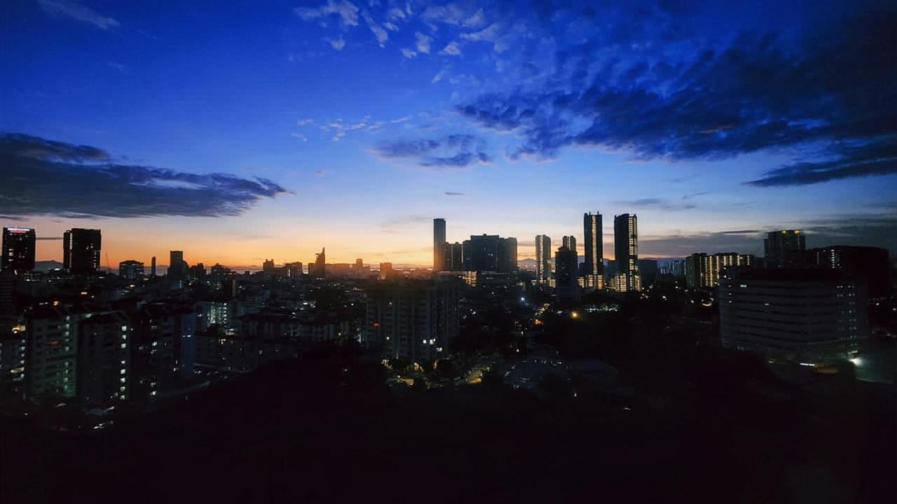 Skypool With Seaview 8Pax Beacon Executive Suites - Georgetown City Centre - 3Km To Komtar 외부 사진