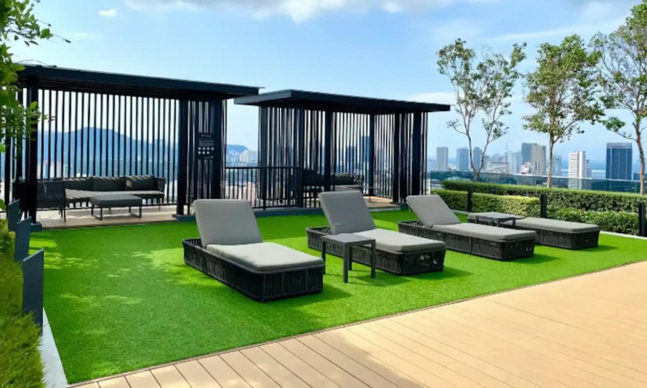 Skypool With Seaview 8Pax Beacon Executive Suites - Georgetown City Centre - 3Km To Komtar 외부 사진