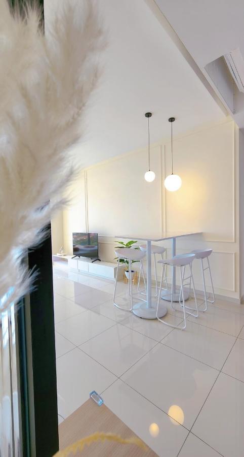 Skypool With Seaview 8Pax Beacon Executive Suites - Georgetown City Centre - 3Km To Komtar 외부 사진